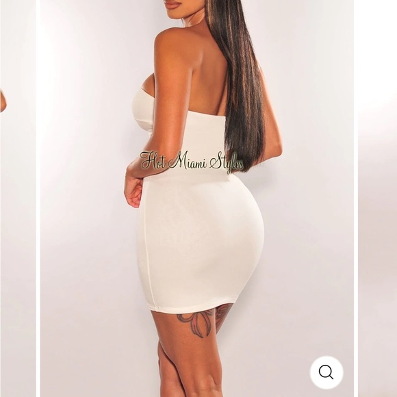 STRAPLESS CUT OUT KNOTTED DRESS - Picture 2 of 3